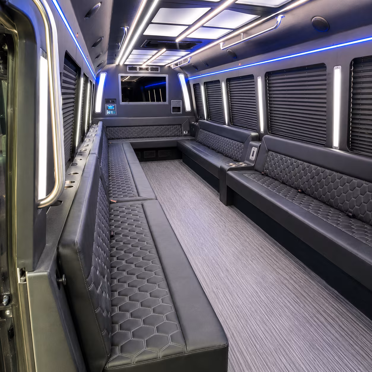 Chattanooga Birthday, Sweet 16, & Quinceañera Transportation party bus exterior