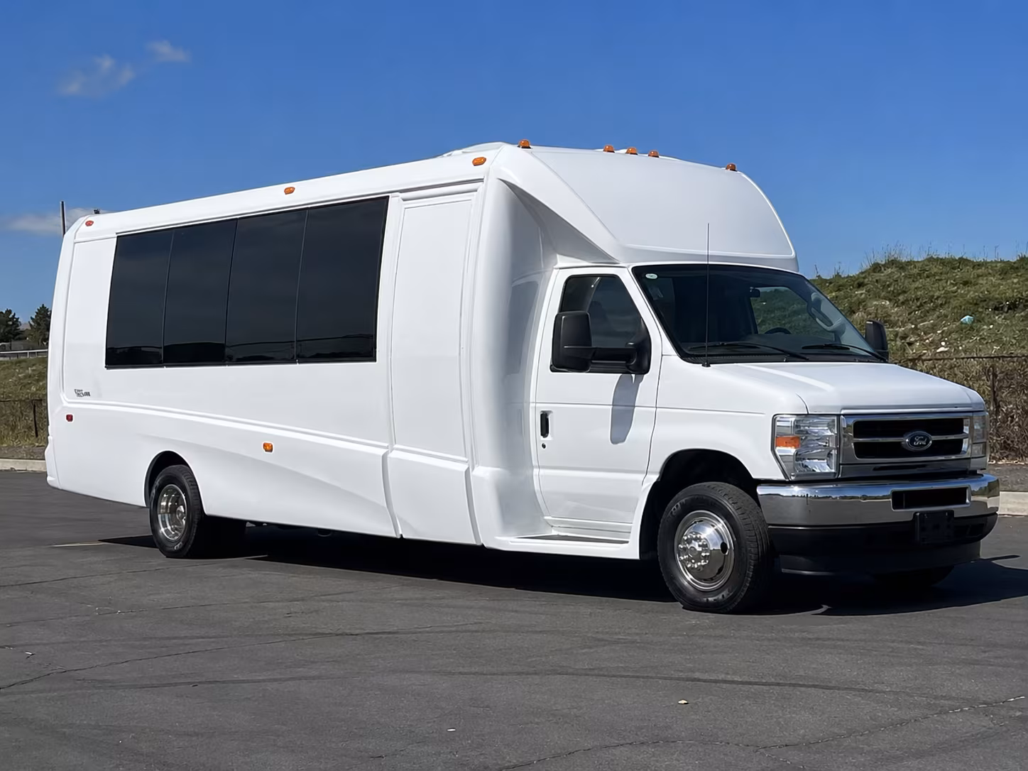 Chattanooga Concert & Music Festival Transportation party bus exterior