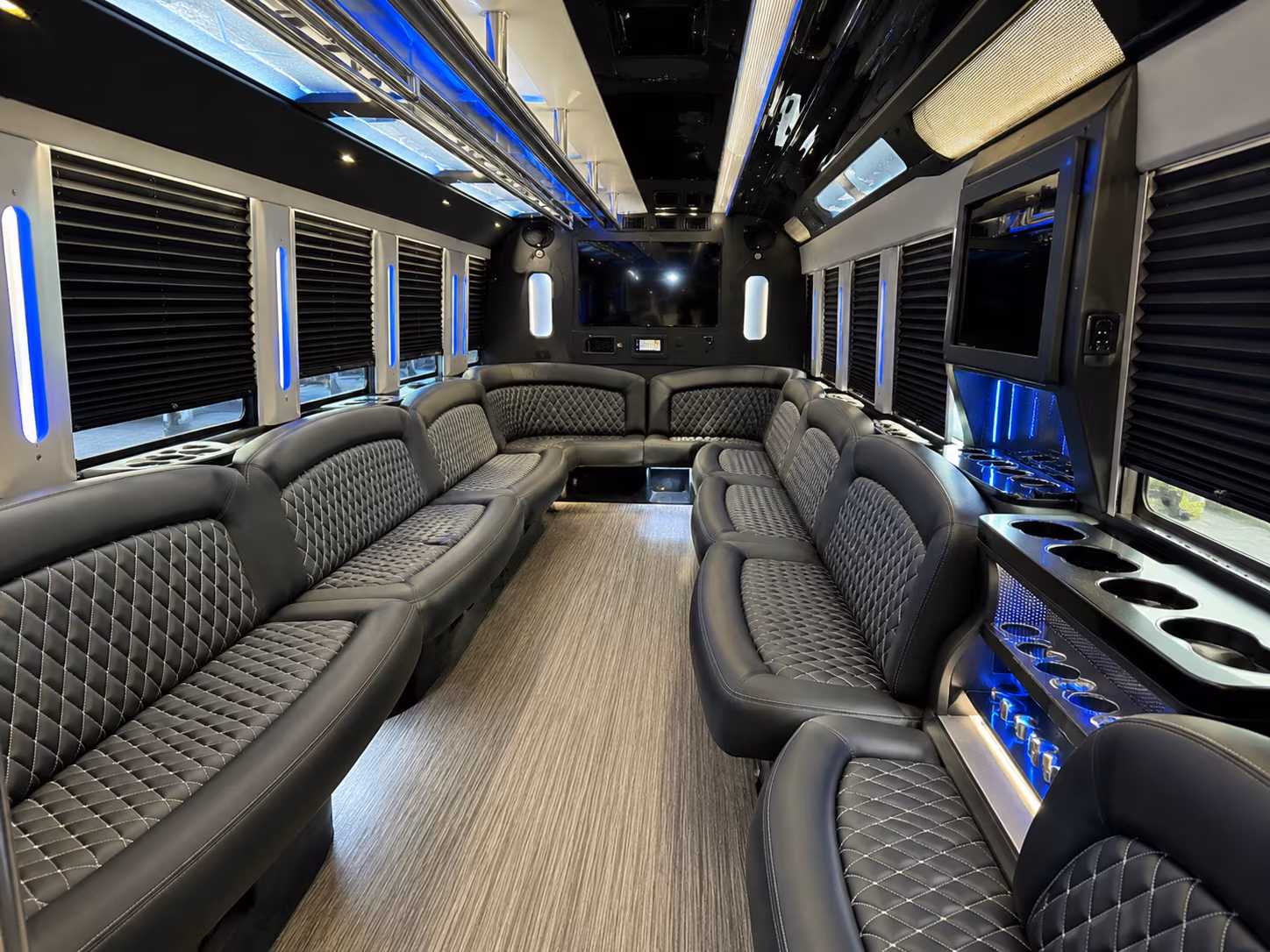Chattanooga Prom & Homecoming Transportation party bus exterior