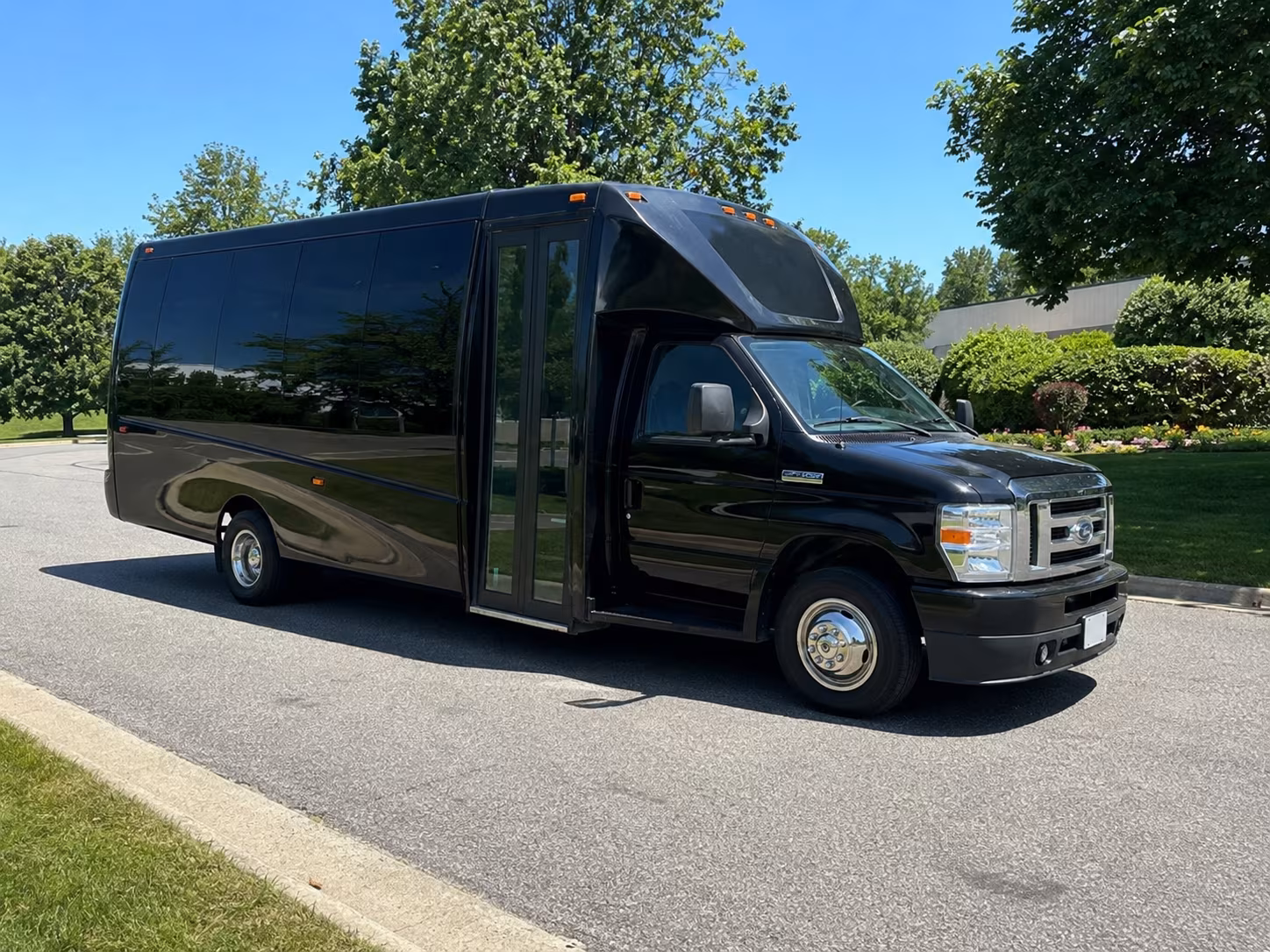 Chattanooga Sporting Event Transportation party bus exterior